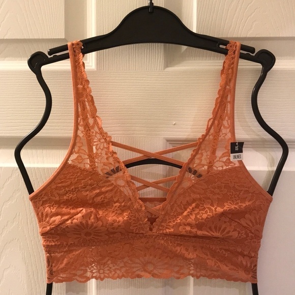 🔥ON SALE🔥2/$25🔥 💖 PINK Victoria’s Secret Unlined Bralette - Picture 1 of 6